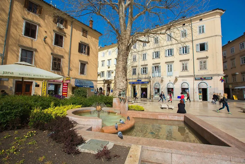 Hostel Kosy-1
